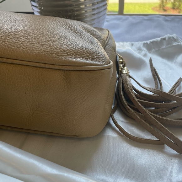 Gucci Soho Neude Leather Shoulder Bag - Picture 10 of 16
